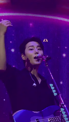i love him so much  #YoungK #day6#day6스 #The_DECADE_BANGKOK #DAY6inBKK2025  