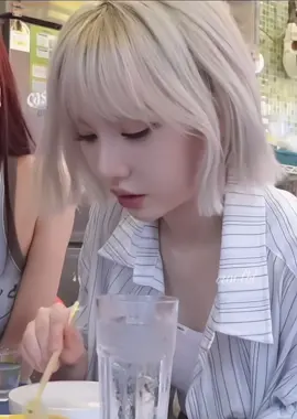 Eunha 🐰💜 vlog in Busan #EUNHA #은하 #VIVIZ 
