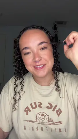 Early morning GRWM for work :) the only thing that gets me up and awake tbh 🤠🧍🏽‍♀️ #grwmforwork #grwm #fy #chattygrwm #baristalife 