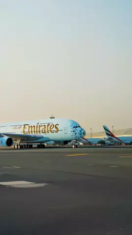Emirates A380 Aircraft ❤️ #dxb_uae_dubai #foryou #foryoupage #flycrew #emiratesa380 