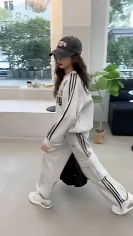 Bộ thu đông cho bé gái, quần áo #xuhuong #Tiemcuabeo #bonichobe #quanaothudongchobe 