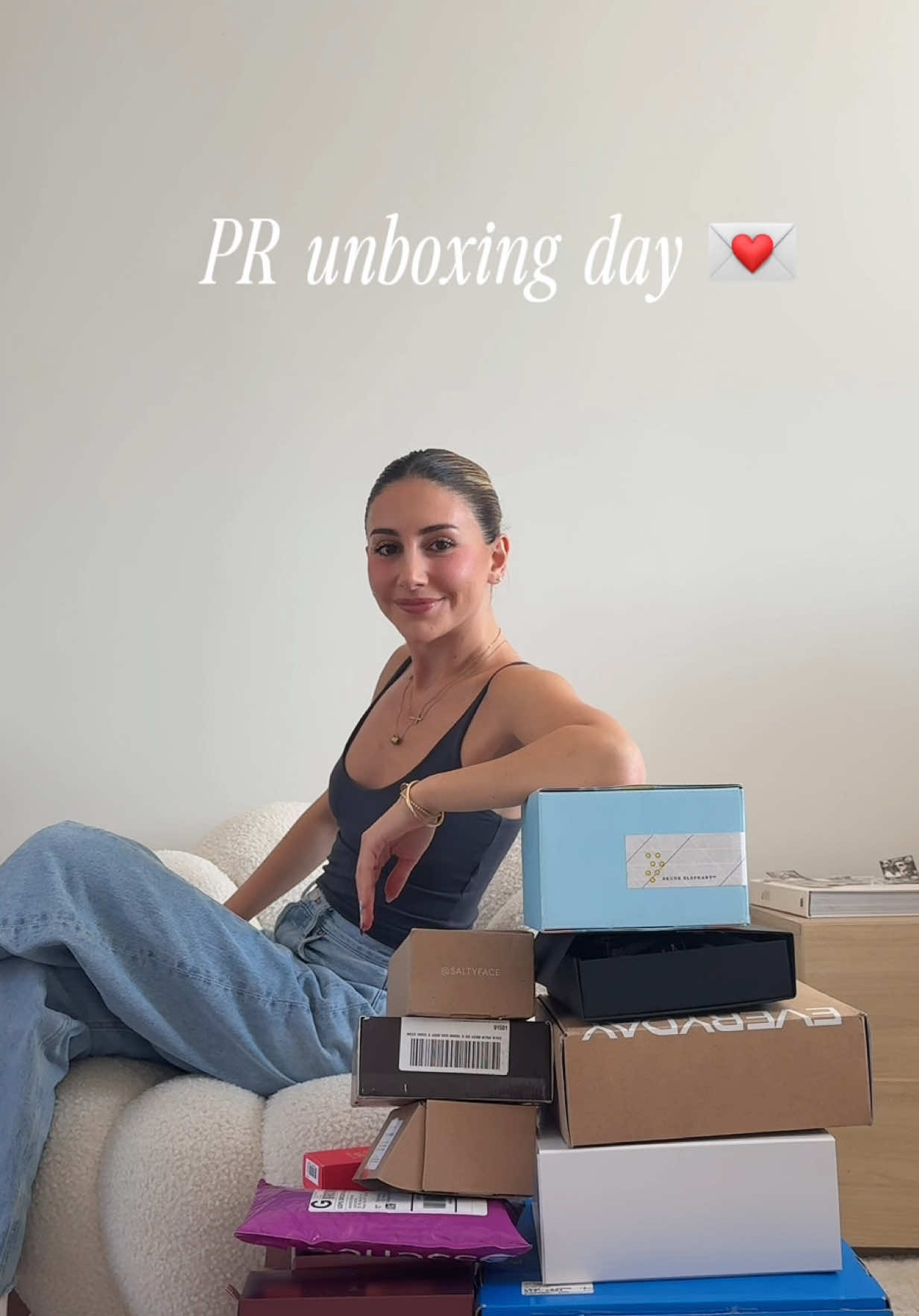 happy pr unboxing day #prhaul #prunboxing #unboxinghaul @Drunk Elephant @NARS Cosmetics @Everyday Humans @Moroccanoil @Ulta Beauty @Saltyface @LOCCITANE @Naturium @LAWLESS Beauty @resethair @hanni smooth @MERIT Beauty @amika @Gisou @YSL Beauty @Olaplex @pradabeauty @Beia Beauty 