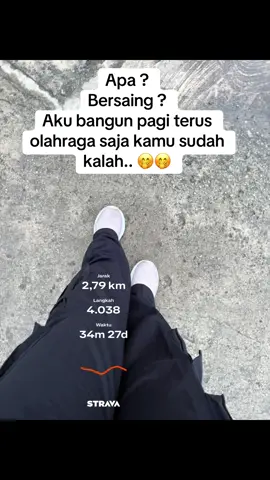 Menyala kakiku 😩 biasanya kalo 30menit dapat 300angkah eh hari kok bisa 4000sekian yaa .. 🤭🤭#olahragajalankaki #dietsehat #olahragatiktok #hidupsehat #hiduplebihlama 
