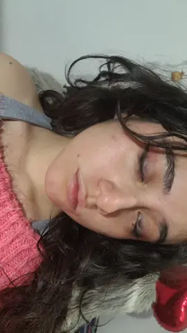 #curly #actress #model #jellyfish #outfit 