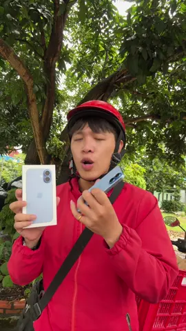 Shipper đầu tiên ở việt nam có iphone 17 #shipperloa #vtvcab #tushipper #trend #xuhuong 