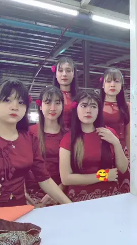 ချစ်စရာလေးတွေ‌#ချစ်တယ်သူငယ်ချင်းတွေအားလုံးကို #ချစ်ရင်အသဲပေး💖 @❖ᏃᎥɴ〲 @✧Ｐ𝒾 𝓼𝒾♡ @W@rwar @theintwuttyi0 