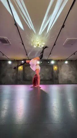 my take on this trend hehe #sugaronmytongue #likesugartrend 