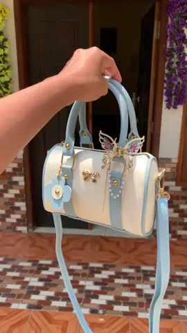 #taswanita #handbag #slingbag 
