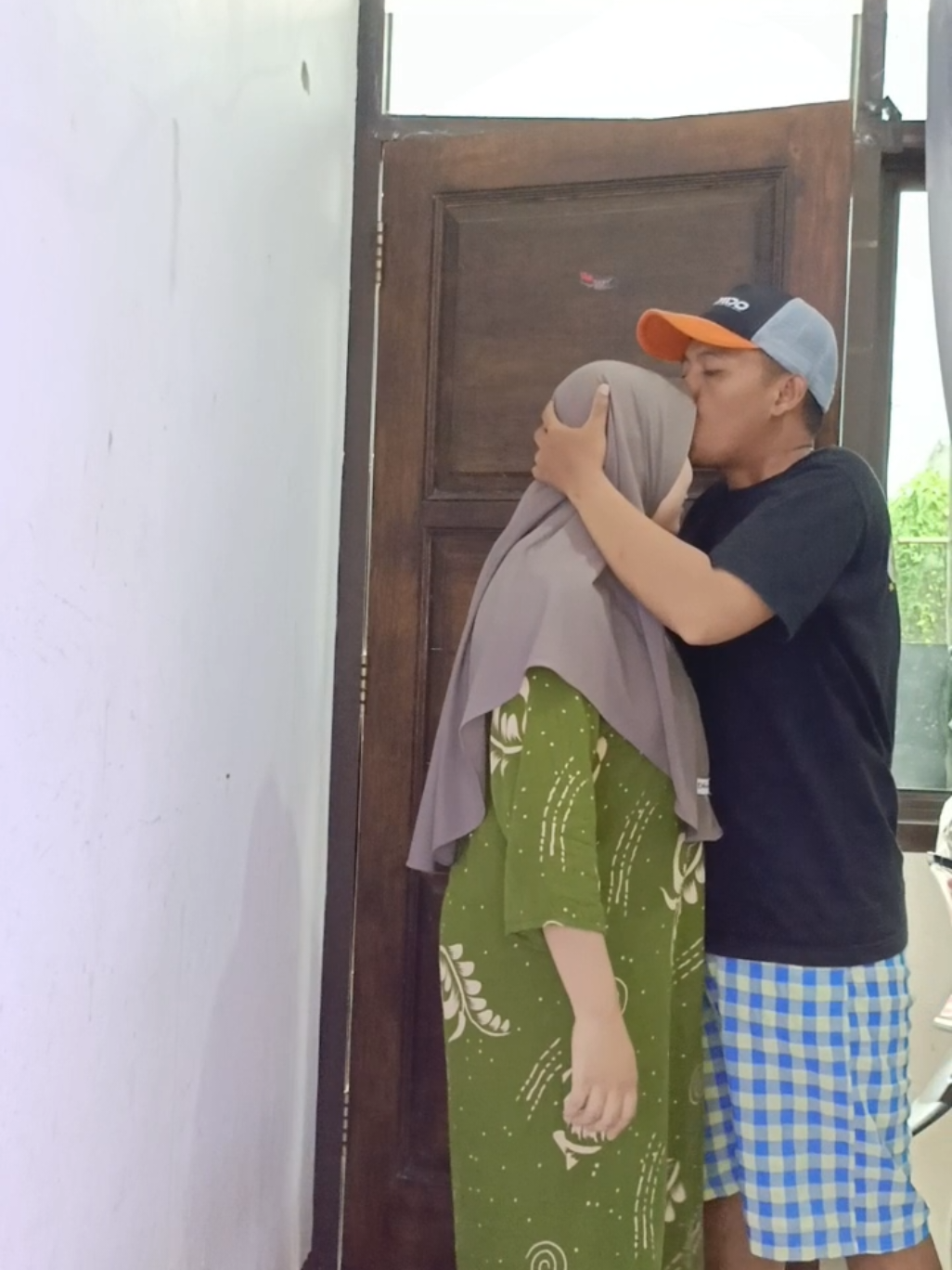 meleleh dedek bang  #komedisuamiistri #suamiistri #fypシ゚viral #kontenhiburan #funnyvideos 