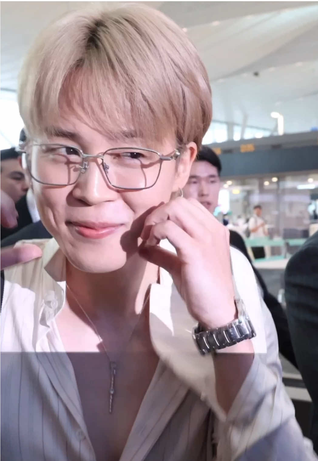 💜 Jimin 250930 ICN Airport Jimin Airport Departure for Dior Paris Fashion Week JiminxDiorSS06 DiorSS06⁣ ⁣ 2025 Jimin Dior Global Ambassador Jimin Paris Fashion Week Dior Event JiminxDior 2025 October⁣ Jimin BTS ⁣⁣ #JiminxDior #DiorSS26 #JiminxDiorSS26 #JIMINXPFW #ParkJimin 