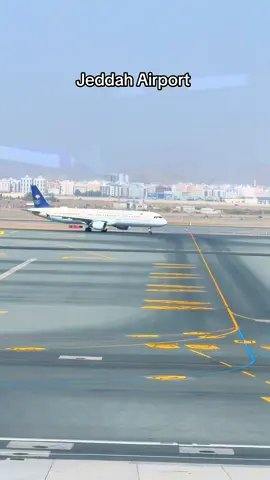 Jeddah international airport Saudi Arabia 🇸🇦 #foryoupage #foryou #trending #jeddahairport #saudiaairlines 
