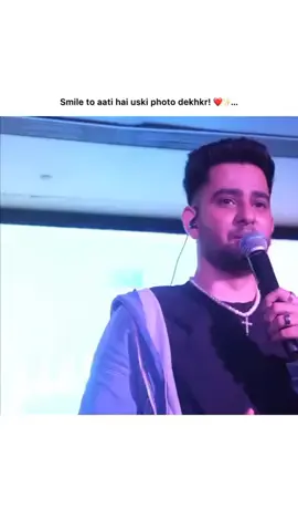 Smile 😁 to Aati hai photo dekh kar #SadSong #SadTok #BrokenHeart #Alone #deepfeelingsongs 
