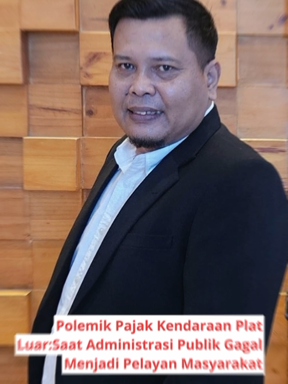 Keliru jika Pemerintah Provinsi Sumatera Utara menyetop kendaraan yang tidak melakukan pelanggaran hukum lalu lintas, hanya karena ingin mengarahkan pembayaran pajak ke Sumut Beberapa waktu terakhir, Sumatera Utara menjadi sorotan nasional akibat viralnya tindakan petugas pajak yang menyetop kendaraan berpelat luar provinsi, khususnya BL dari Aceh. Tujuan penyetopan itu—menurut keterangan pihak terkait—adalah untuk mengarahkan pemilik kendaraan agar membayar pajak di Sumut, mengingat kendaraan tersebut digunakan setiap hari di wilayah ini. Sekilas, tujuan ini tampak logis dalam kerangka peningkatan Pendapatan Asli Daerah (PAD). Namun, bila dikaji dari sudut administrasi publik, tindakan tersebut justru mengandung masalah serius: cacat secara hukum, tidak etis secara pelayanan publik, dan tidak efektif dalam tata kelola pemerintahan yang baik. Yuk baca sel3ngkapnya di waspada.id #berita #beritaterkini #fyp #viral #plat 