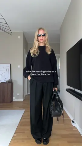 What I’m wearing today as a preschool teacher #fallfashiontrends 