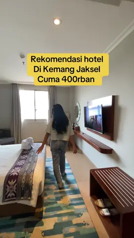 Percaya gak hotel senyaman ini di kemang jakarta selatan masih ada yang harganya 400rban  Pesen sekarang mumpung masih ada promonya :  1. Klik tag lokasi berwarna hijau di pojok kiri bawah  2. Pilih tanggal menginap dan tipe kamar  3. Ikuti proses pembayaran sampai selesai  Gampang banget kan ??  #goacademyhotelsep #GoAcademyDiningSep #GoAcademyAtrakSep #jelajahakhirpekan #healingbarengkeluarga