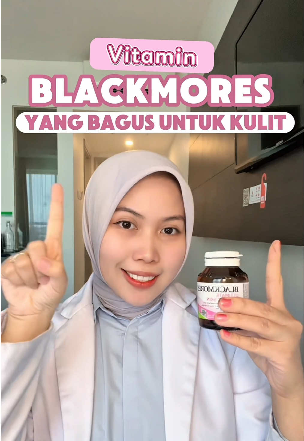 Yang mau kulit sehat dan glowing, dengerin ini ya! 👇🏻 Skincare penting, tapi jangan lupa kulit juga butuh nutrisi dari dalam 💊 Salah satu suplemen yang aku rekomendasikan: 👉 Blackmores Ultimate Vibrant Skin Kenapa? Karena kandungannya bantu: -Mencerahkan & meratakan warna kulit - Menyamarkan bekas jerawat & flek hitam -Memperkuat skin barrier - Lindungi kulit dari radikal bebas Jadi kalau kamu merasa skincare aja belum cukup, bisa banget pertimbangin suplemen ini sebagai tambahan dari dalam 💡 #blackmores #blackmoresindonesia #blackmoresvibrantskin #mencerahkankulit #fyp 