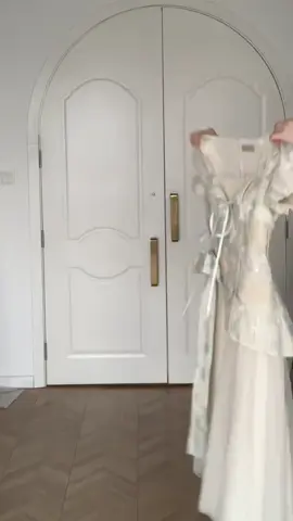 🌸 Đầm voan bồng bềnh, diện vào như công chúa ngoài đời! #damBetVai #damBodySatNach #dailyoutfits #dressvn #tiktokshopvn