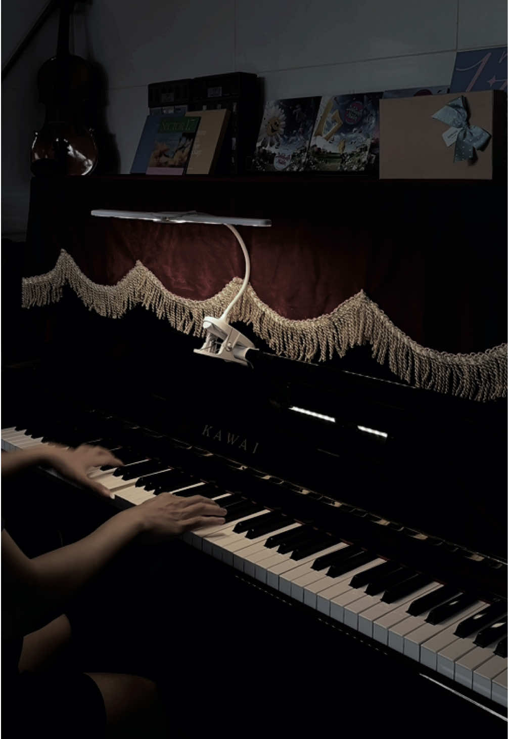 Lâu rồi không đàn bài tủ nên hơi quên nhẹ rồi 😎 - DETECTIVE CONAN - Main Theme #detectiveconan #pianocover 