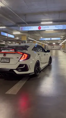 ถ่ายมาเยอะด้วยสิ🤣 #civicfc #civicfk #honda 