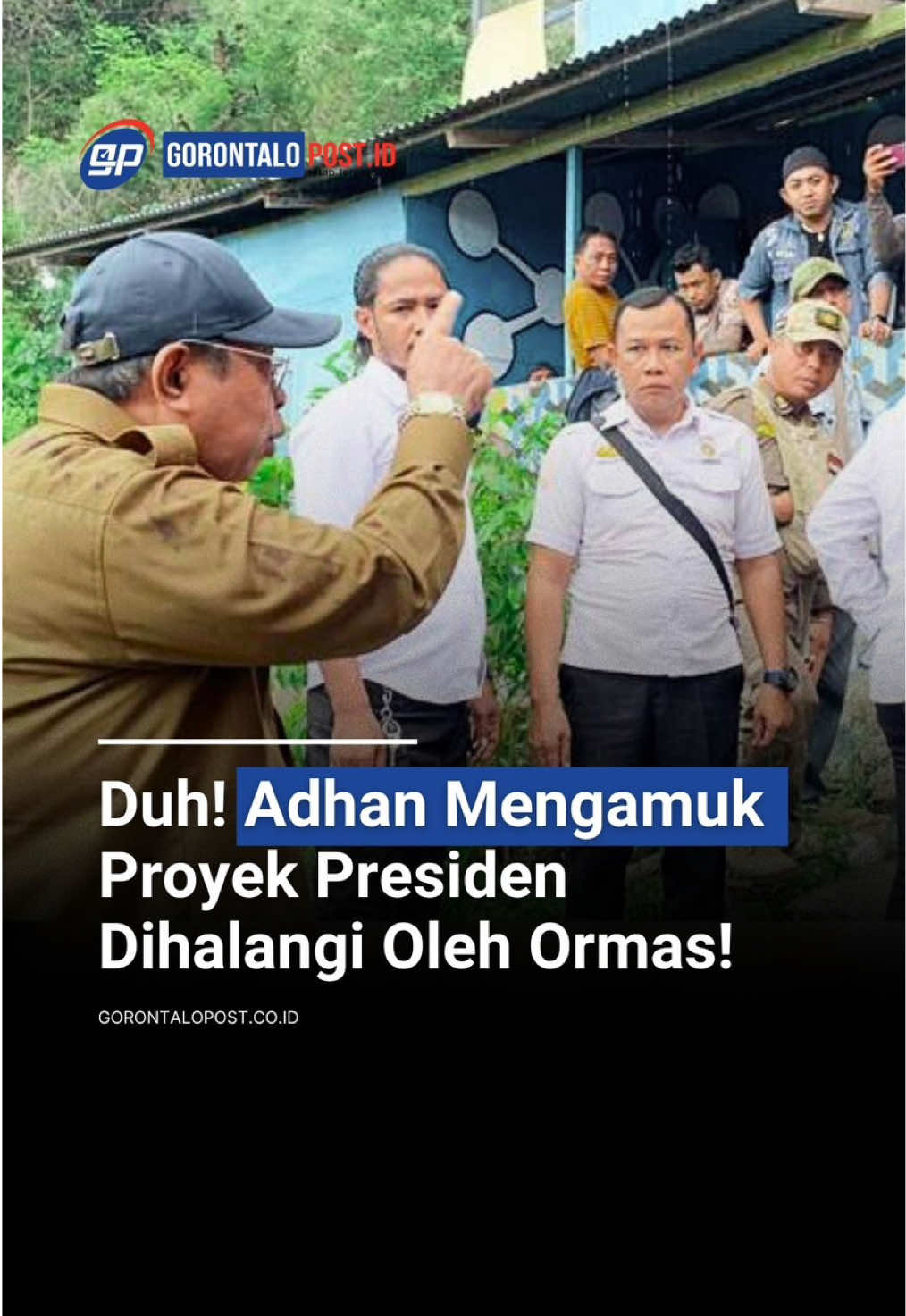Proyek strategis Presiden Prabowo Subianto, yakni Kampung Nelayan Merah Putih (KNMP) di Kota Gorontalo terusik oleh salah satu organisasi masyarakat (Ormas). Diduga proyek yang berlokasi di Kelurahan Leato Selatan itu, sempat dihentikan, dipicu persoalan lahan. Mengetahui hal itu, Wali Kota Gorontalo, Adhan Dambea murka. Ia menyebut, masyarkat dan Pemerintah Kota Gorontalo sangat antusias dengan program KNMP itu, lantaran tidak semua daerah di Indonesia memperolehnya. Program KNMP dialokasikan untuk 65 daerah. #kampungnelayanmerahputih #programprabowo #prabowosubianto #pemkotgorontalo #gorontaloterkini #gorontalostory 