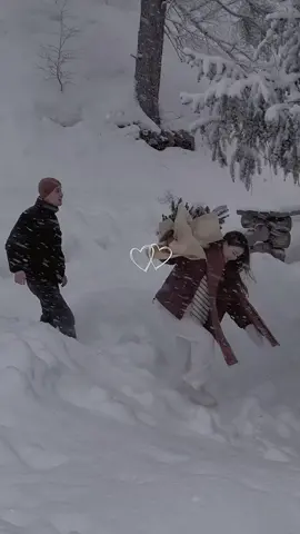 باقي شهرين و نسمع هاي الاغنيه بكل مكان🥺♥️... #كل_سنه_وحبنا_يزيد🌚💕 #اعاده_نشر🔁 #2026 #ستوريات 