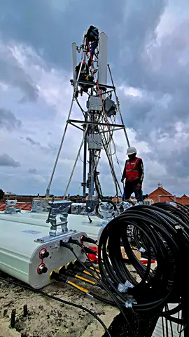 semrawutt 😅😅😅 #xlsmart #kulitower🗼🔧🔩🔨💪 #fyp #xyzbcafypシ  #CapCut 