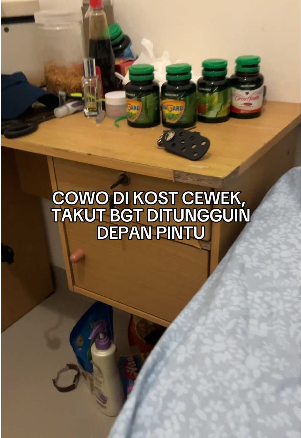 kayak mau diospek 😂 #fyp #kostcewek #cowokkostcewek #viral #anakkost 