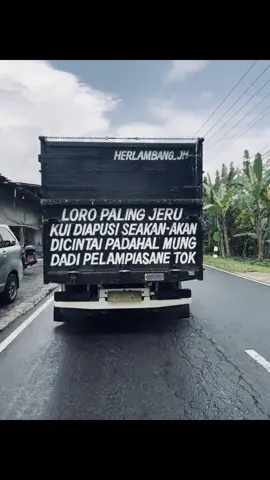 jeru mas kata katamu😇@𝙃𝙀𝙍𝙇𝘼𝙈𝘽𝘼𝙉𝙂_𝙅𝙃 #stroytruck#cantermaniaindonesiaonesia #cmic