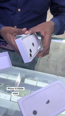 iPhone 13 256Gb #iphone13 #kinshasa🇨🇩 #mboka_elengi🇨🇩😂😂 