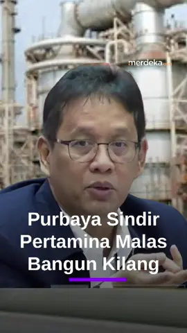 Menteri Keuangan Purbaya Yudhi Sadewa dalam rapat bersama Komisi XI DPR di Gedung Parlemen, Senayan, Jakarta, Selasa (30/9), menyinggung soal pembangunan kilang baru oleh Pertamina. Ia menegaskan Pertamina pernah berjanji membangun 7 kilang dalam 5 tahun, namun hingga kini tak satupun terealisasi. Menurut Purbaya, masalahnya bukan soal kemampuan, melainkan karena Pertamina dianggap malas. #Merdekadotcom #MenkeuPurbaya #Pertamina #KilangBaru #DPRRIKomisiXI #intrnyo