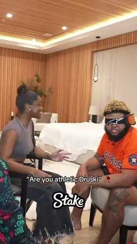 Is grass red 😭?  #druski #kaicenat #kevinhart 