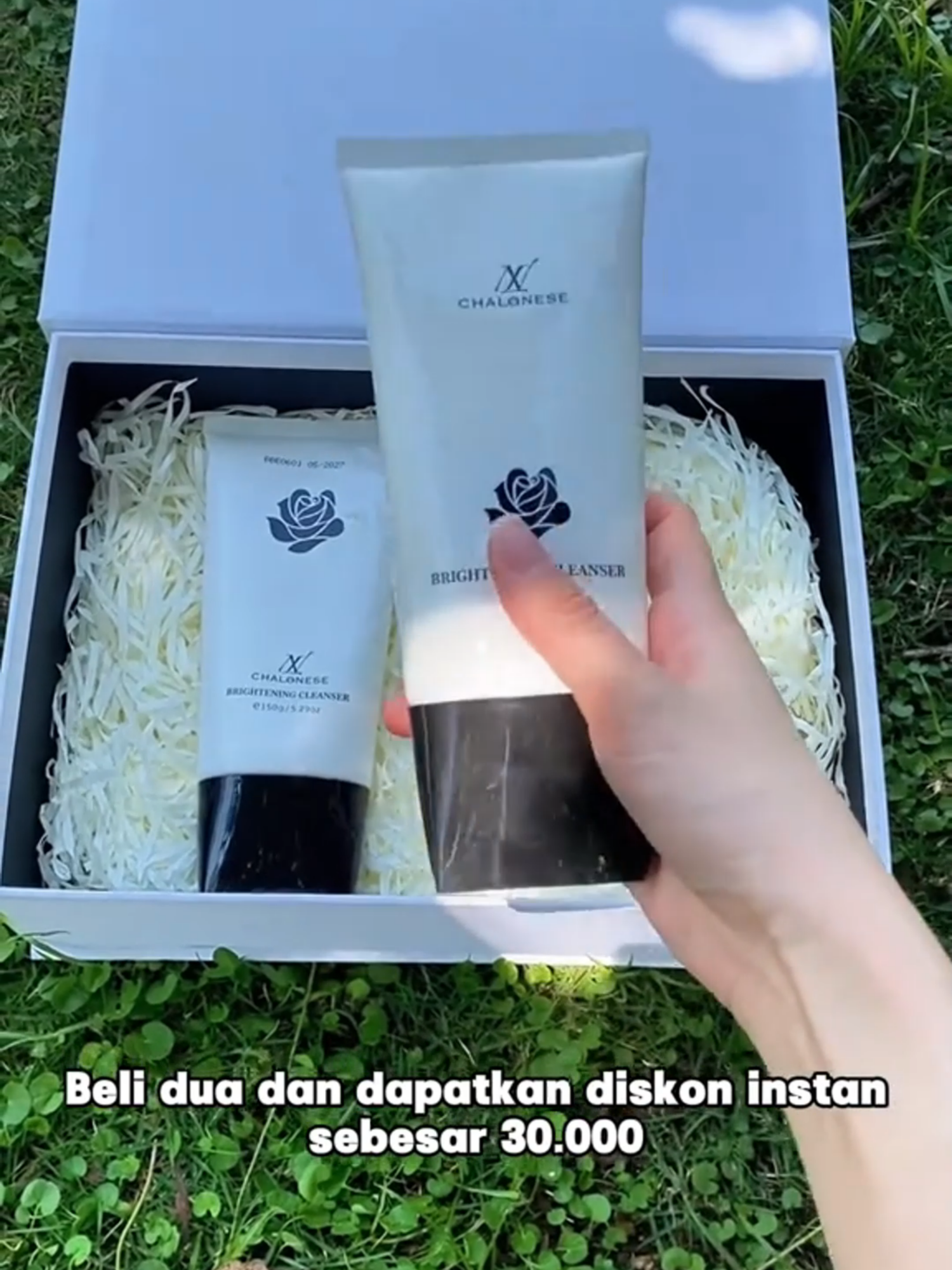 face wash chalonese lagi ada diskon instan? buruan beli sekarang🫵 #wajahbersih #bersihkanporipori #SkincareFirst #chaloneseskincare #skincareisselfcare #bumilbusuiaman🥰 #CleanSkin #rekomendasi #bpomdanhalal✅ #KulitSehat #foryourbeauty #sabuncucimuka #wajahcerah #facewash #chalonesefacialwash #fyppppppppppppppppppppppp #masukberanda #viral #facialwash #chalonese