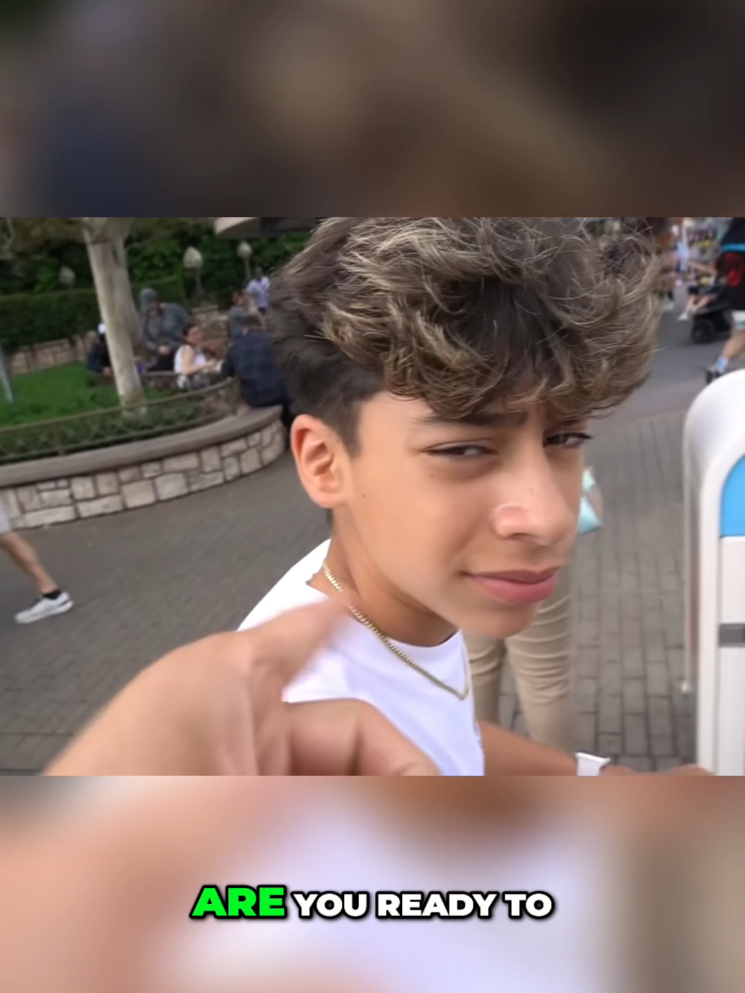 Meeting Mickey Mouse & Trying Spicy Chili Dog!#RoyaltyFamily #TheRoyaltyFamily #FamilyVlog #FamilyChallenge #RoyaltySquad