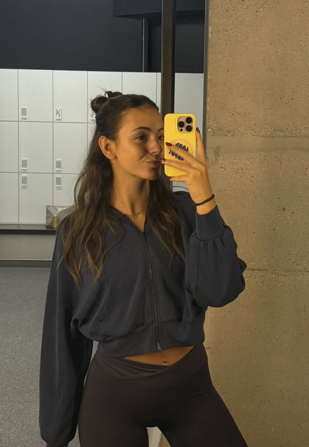 Ein bisschen good vibes für Euch! 💛☀️ #octopus #mountaincrew #schlager #cycling #happywithchiarasun @Mountain Crew 