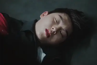 NO ME DEJAN SUBIRLO ENTERO DURA MÁS DE UN MINUTO DÍGANME SI QUIEREN QUE SUBA LA SEGUNDA PARTE PORFIS!!!  véanlo entero les juro que no parece que dura un minuto  no sé si es buena idea subirlo y más con lo que está pasando con d4vid, pero igual siento que queda bien, me sentí mal cuando Beomseok lloraba por su ho, en este edit si llore  #aweakheroclass #ahnsuho #ohbeomseok #hongkyung #choihyunwook #mi #novio #choi #hyun #wook #popular #famoso #pinchetiktokponmeenparati😘 #viral_video #fypシ゚ 