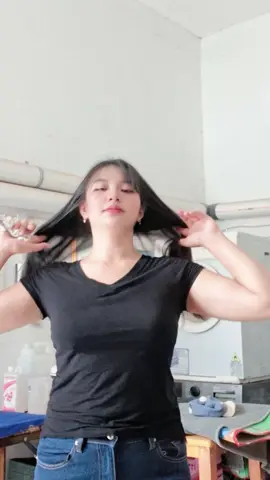 Meskipun anak udh 3 Perut harus tetap dibikin kempes walauoun keseharianya makan seblak😭