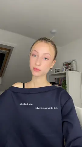 goal für 2025 ist es mich selbst zu lieben und das solltest du auch. @bella 