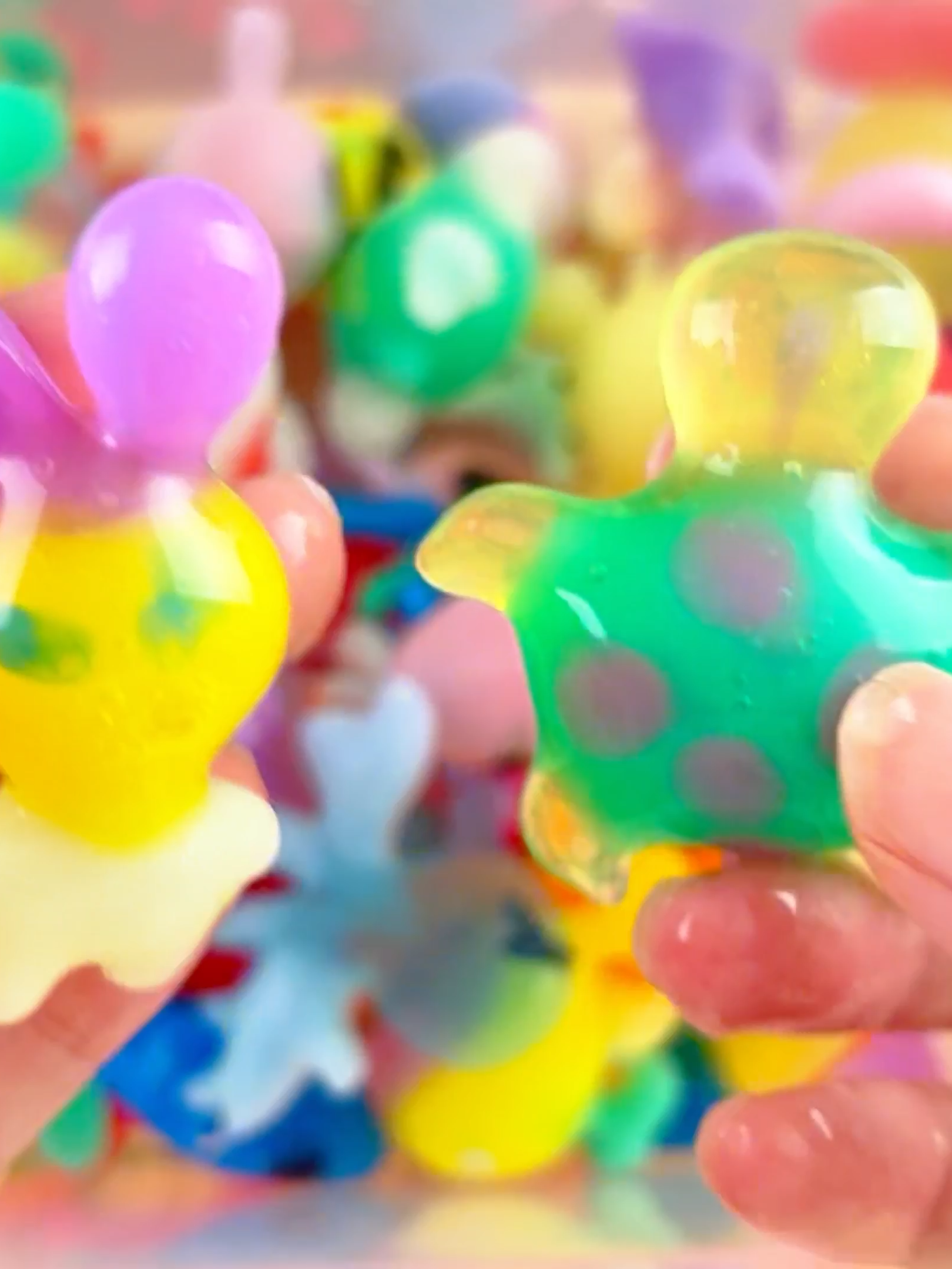 Tiny drops that turn into ocean friends 🐠💦 #kiditos#MagicWaterElf#StressReliefToy #GrowingToys #ToyAddict #OceanFriends