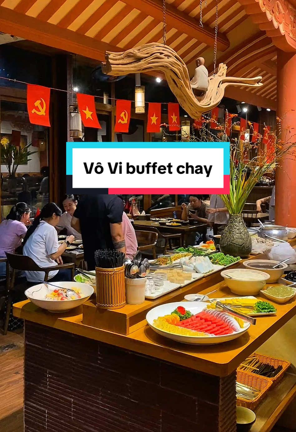 Mê bún riêu chay nhà này thật sự 😍🤣 #vovi #buffetchay #hanoiangi #quanchay #nhahangchay  