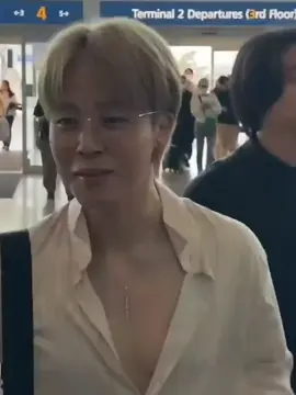 OMG jimin Jimin is heading to Paris to attend the Dior show at Paris Fashion Week on October 1st ✈️ #JiminxDior #jimin #CapCut 