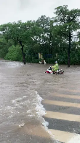 Ex kéo hết ga hết số vẫn chết náy 