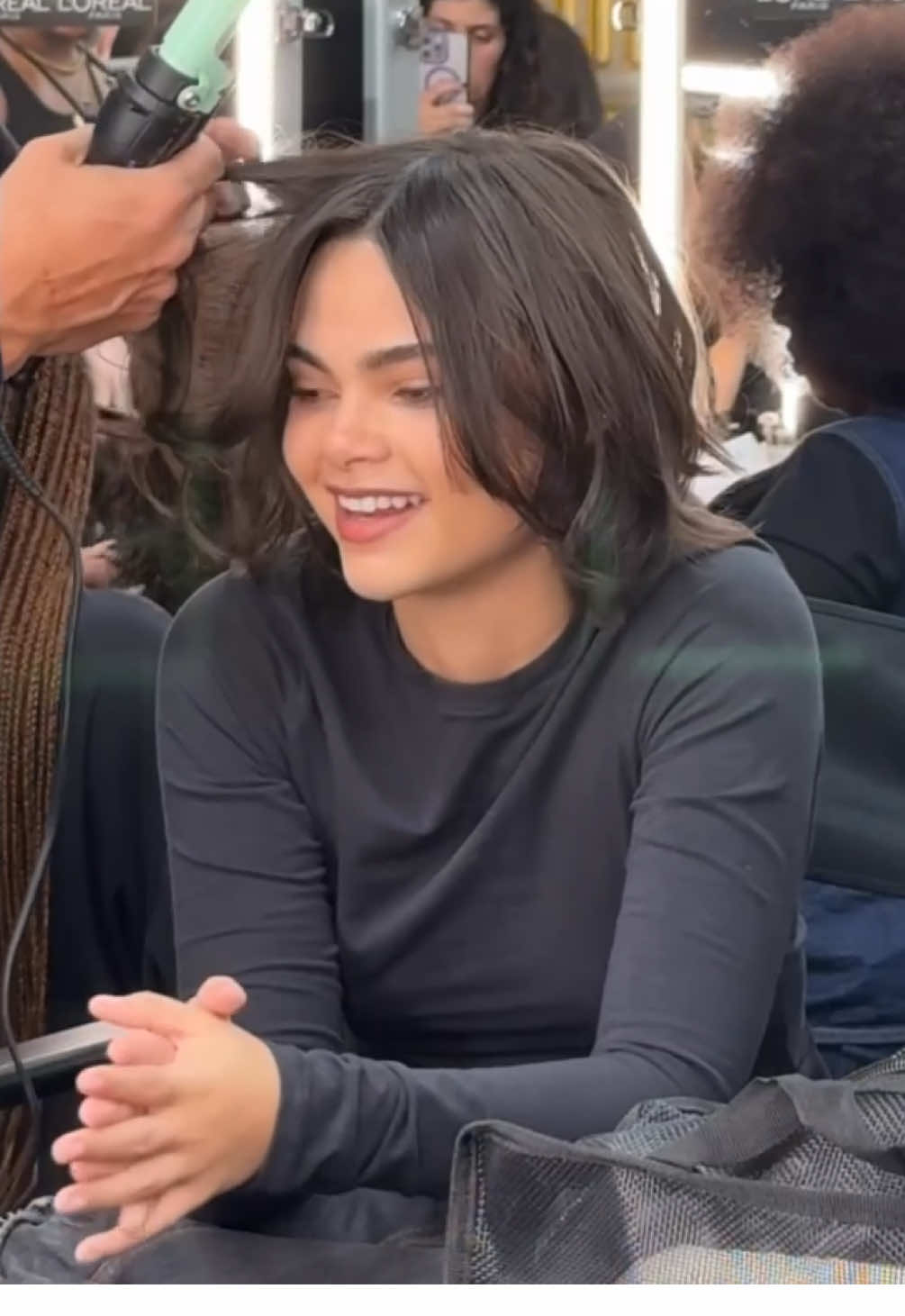 Moment of joy, captures backstage at #ledefilelorealparis 💫 #lorealparis #parisfashionweek 