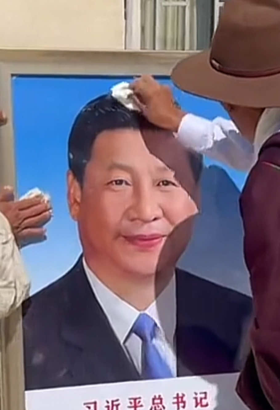 #习近平🇨🇳 #人造神 #爱党教育 #个人崇拜 #中共宣传部 