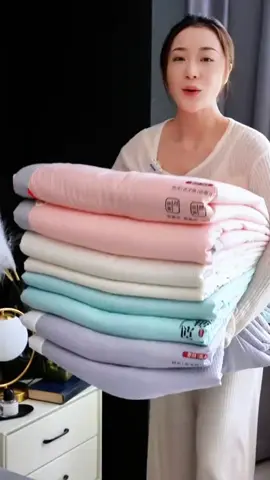 A high-quality selimut can make you have a good night 🌷🥰🥰🌷#selimut #selimutviral #selimutmurah #bedding #foryoupage #tiktokmalaysia #trending 