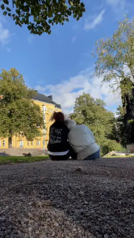 #eioikeesti #läppä #help 