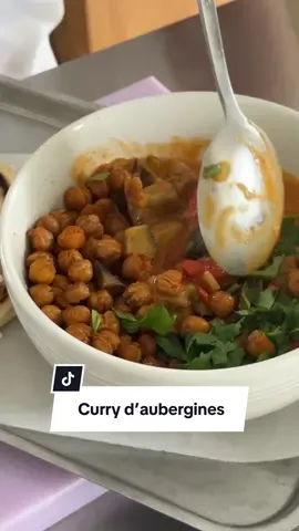 Une recette de curry d’aubergines parfaite pour la saison 🍅🍆 #curry #recettedautomne #recetteautomnale #leslieencuisine 
