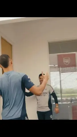 saliba new contract😍🔥#foruyou #arsenalfc #somalitiktok #arsenalfamily❤️ #wll__yobovic2🕊️ 