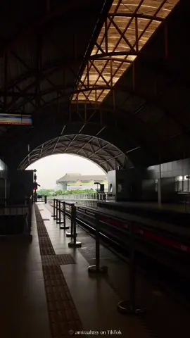 Jelajah wisata kota Palembang, nyobain eksplore pake LRT! Nginepnya di Reddorz dekat pusat kota~ Download app RedDoorz di playstore maupun appstore. Pilih penginapannya lalu masukkan kode promo 