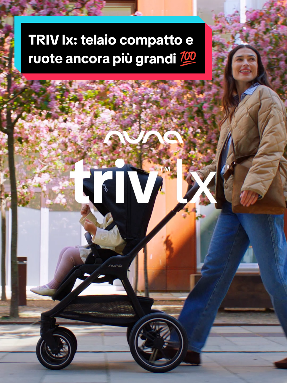 Dal porto alla città, tra un caffè e una passeggiata: Triv Lx ti segue ovunque con leggerezza e stile. Si chiude con una mano, scorre fluido su ogni terreno e cresce con le esigenze del tuo bambino. Un passeggino compatto che non rinuncia a nulla ✨ #nunababy #nunaitalia #nunatriv #trivlx #passeggino 