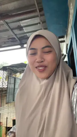 Weya botram bi atoy mah kalah adus, bibi warung live abi botram sareng saha atuh ? #susydutabotram #dutabotram 